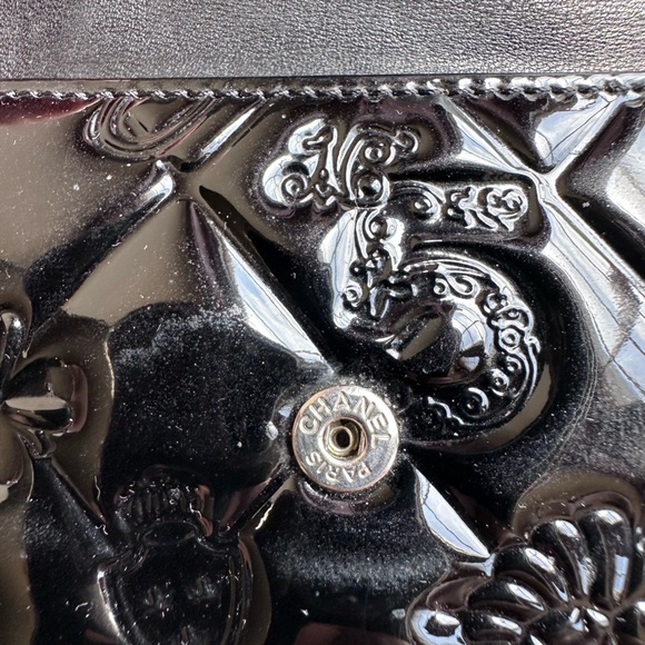 CHANEL‎ Black Quilted Leather Wallet - Picture 7 of 11